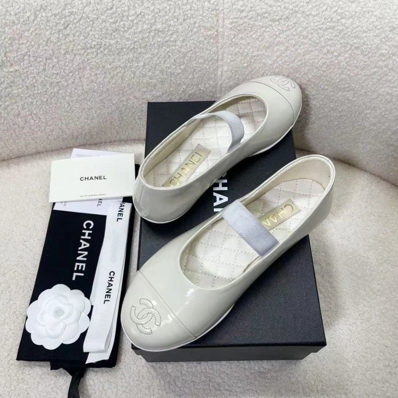 EyeCatching Chxnxl Flat Shoes 121085