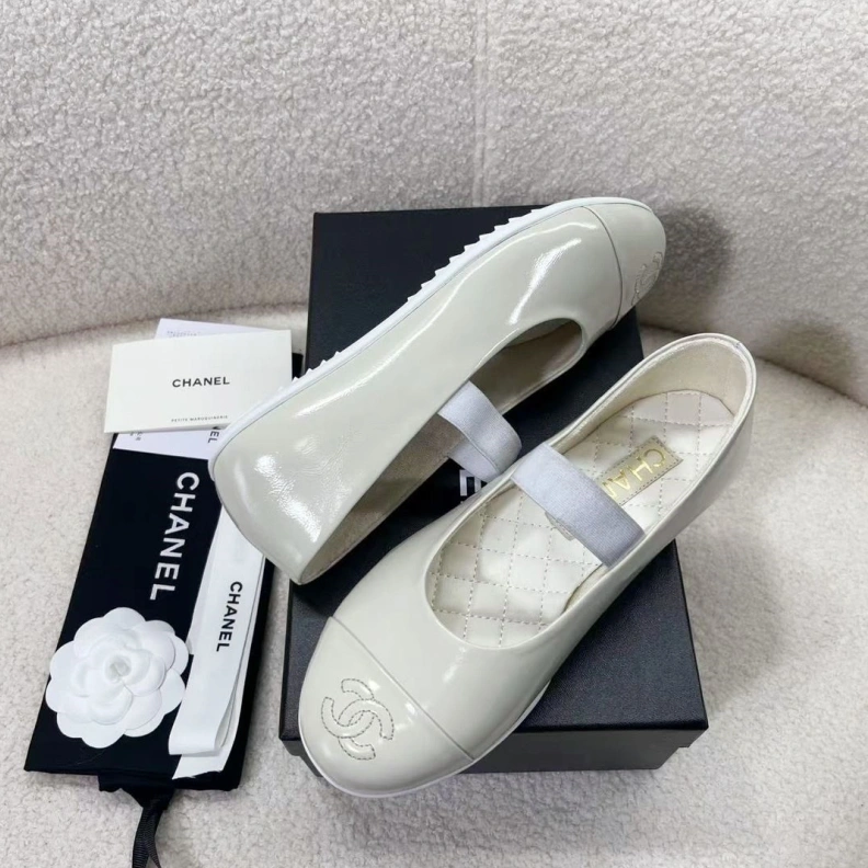 EyeCatching Chxnxl Flat Shoes 121085