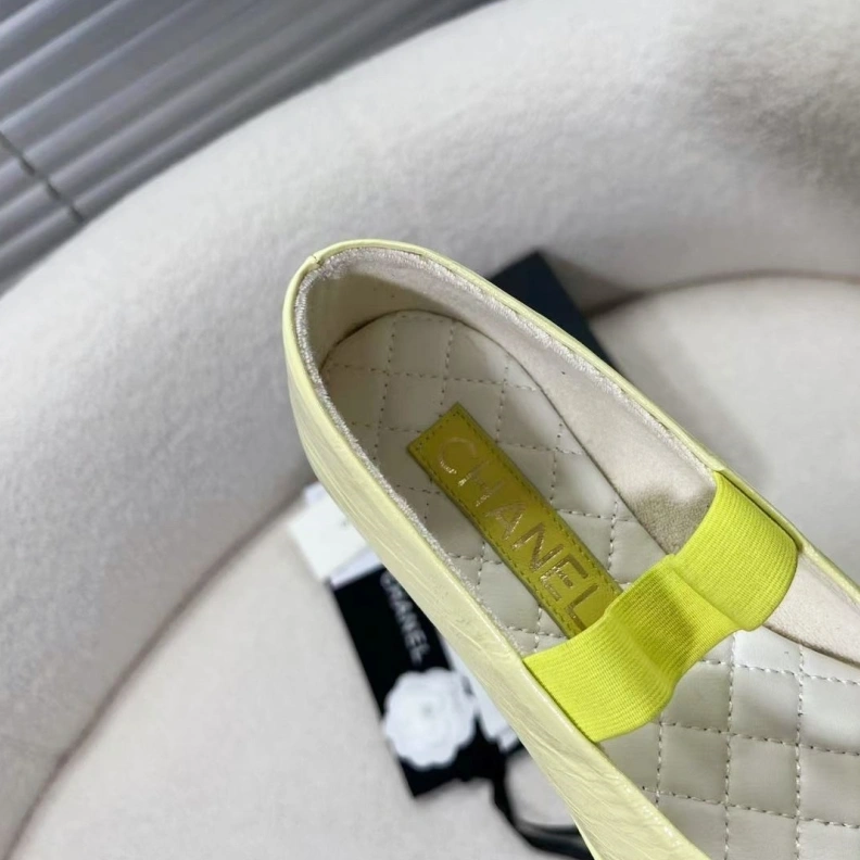 Chxnxl Flat Shoes Vibrant 121087