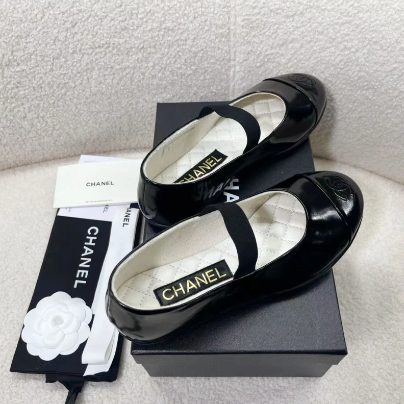 NewStyle Chxnxl Flat Shoes 121086