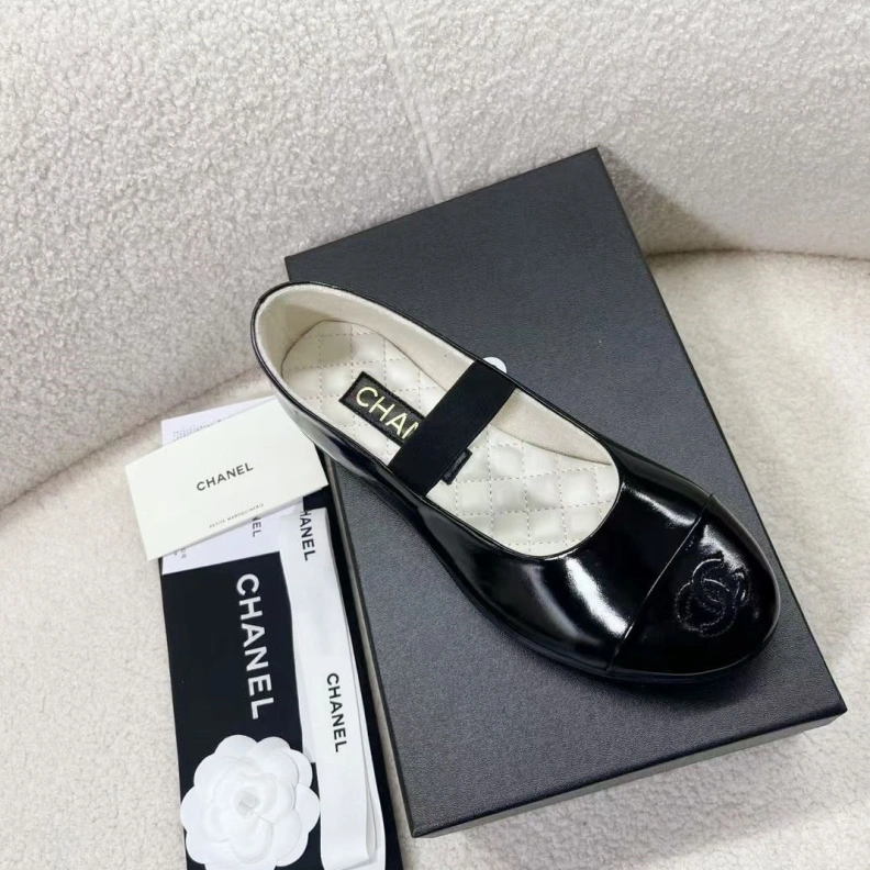 NewStyle Chxnxl Flat Shoes 121086