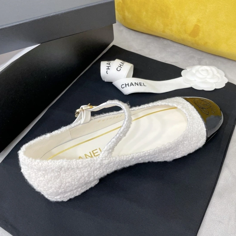 Trendy Chxnxl Flat Shoes 121081