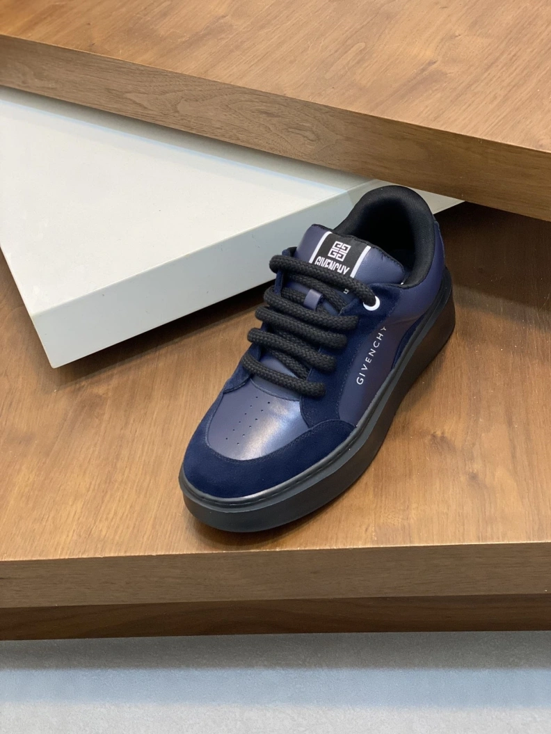 DailyWear Gxvxnchy Sneakers 152843