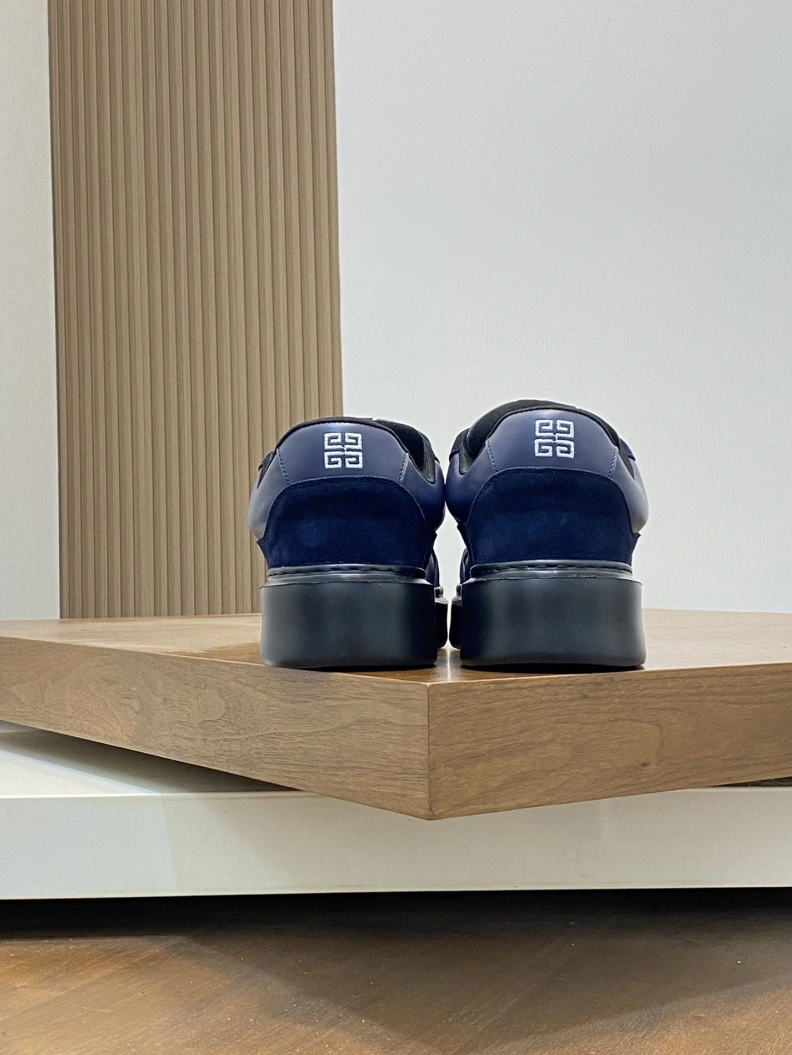 DailyWear Gxvxnchy Sneakers 152843