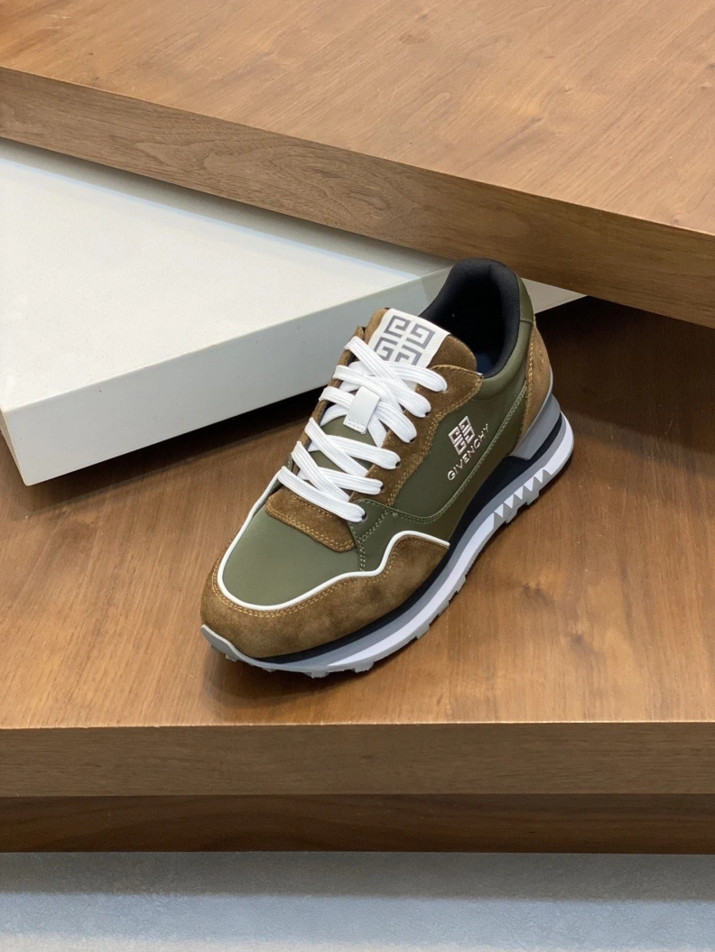 NewStyle Gxvxnchy Sneakers 152841