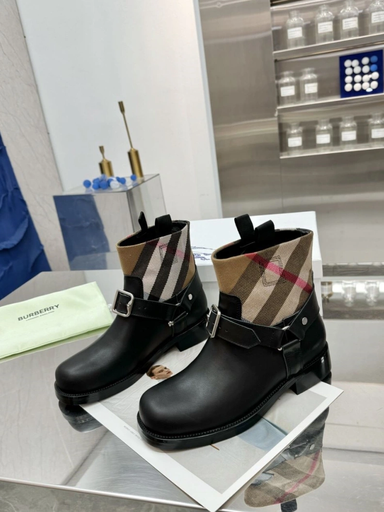 Functional Bxrbxrry Boots 114908