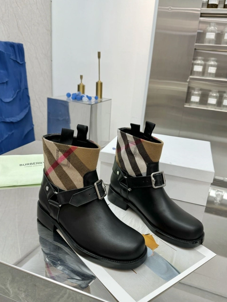 Functional Bxrbxrry Boots 114908