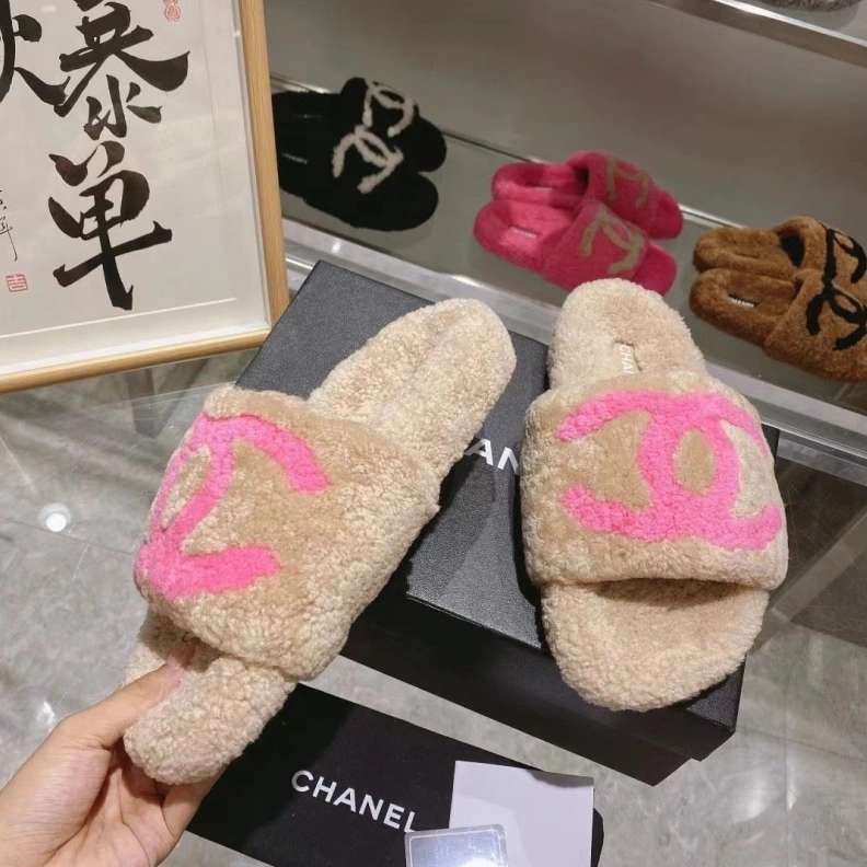 Practical Chxnxl Slippers 120215