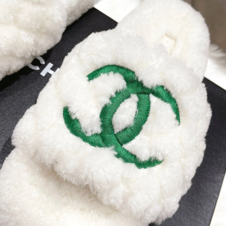 Chxnxl Slippers Sleek 120210