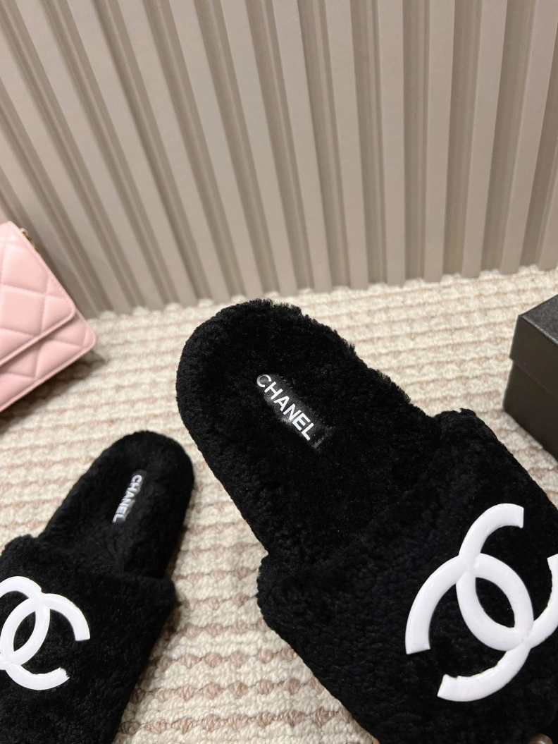 Chxnxl Slippers Practical 120207