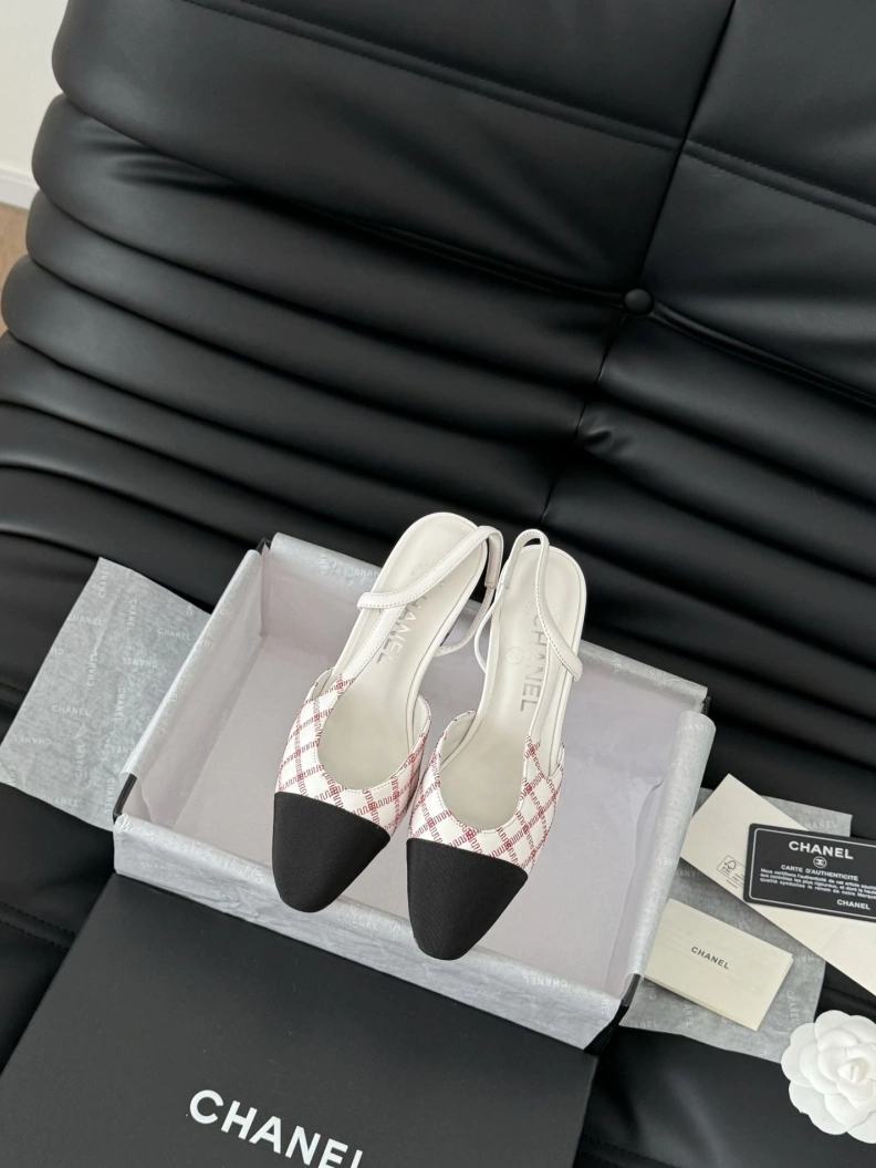 Comfortable Chxnxl Sandals 120658