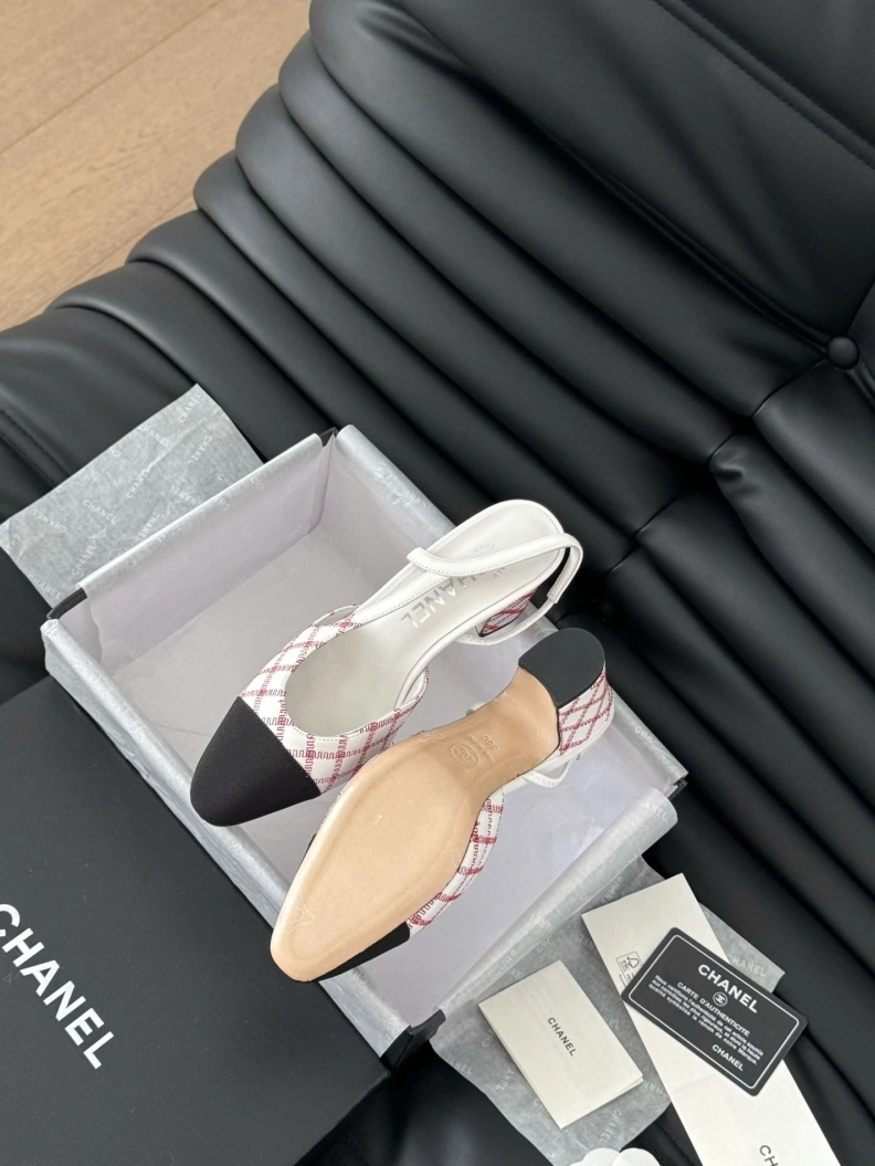 Comfortable Chxnxl Sandals 120658
