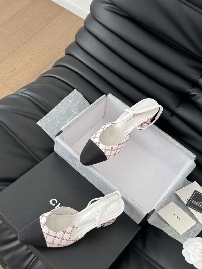 Comfortable Chxnxl Sandals 120658