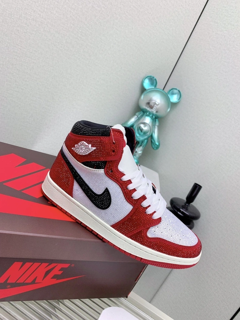 Sleek Nxkx Sneakers 199036