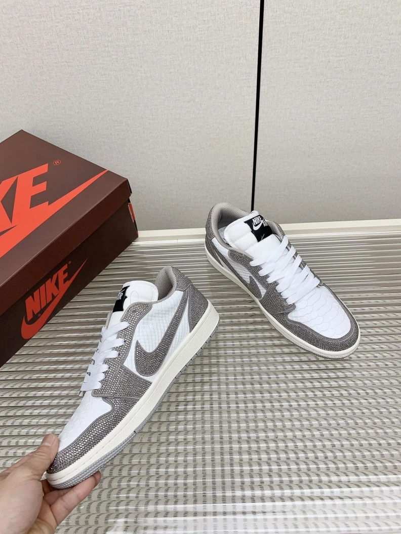 Refined Nxkx Sneakers 199021