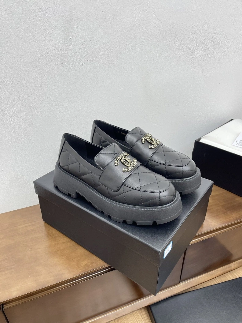 UrbanStyle Chxnxl Leather Shoes 120772
