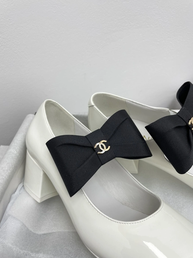 NewStyle Chxnxl Flat Shoes 121076