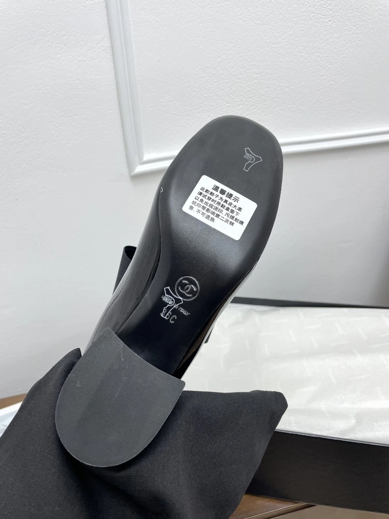 Modern Chxnxl High Heels 120815