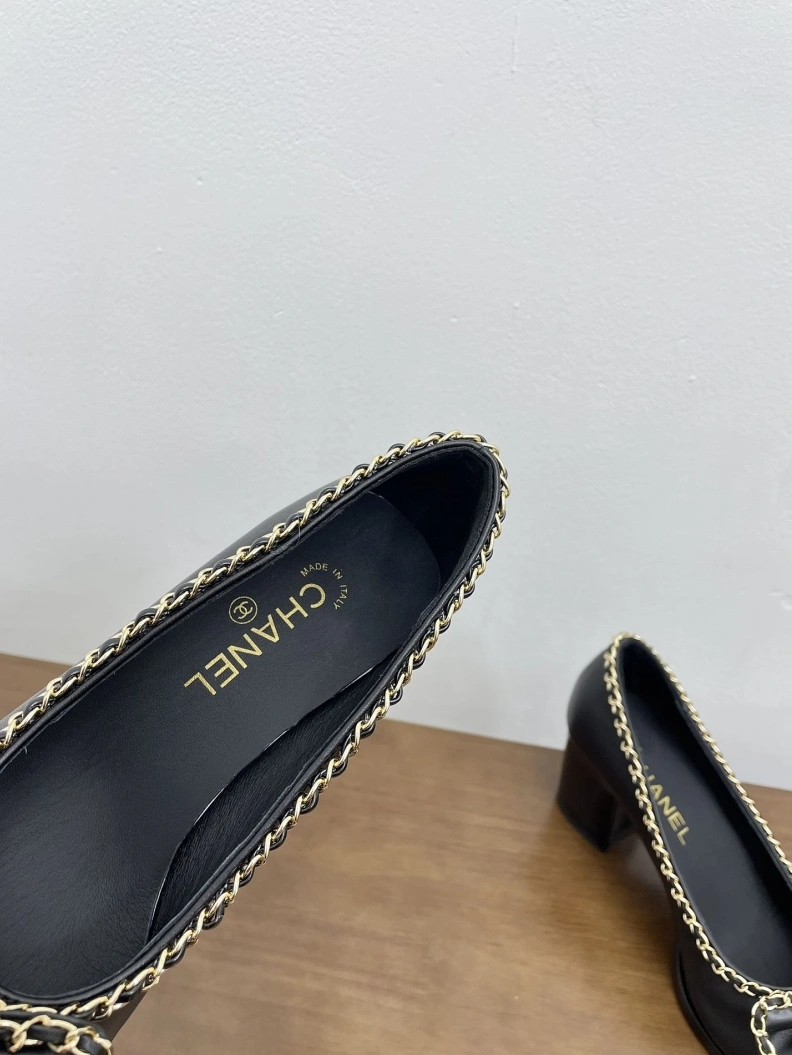 Sleek Chxnxl Flat Shoes 121071