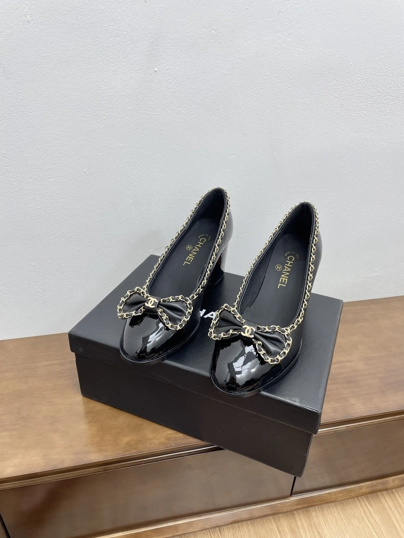 Sleek Chxnxl Flat Shoes 121071