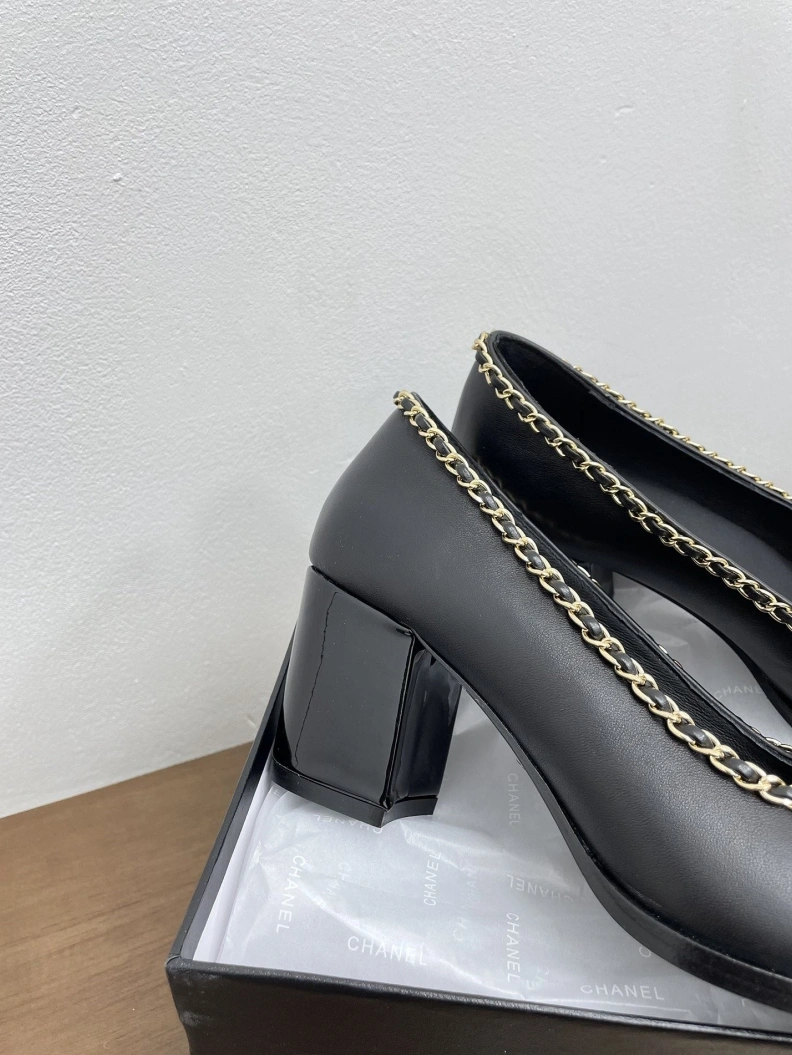 Sleek Chxnxl Flat Shoes 121071