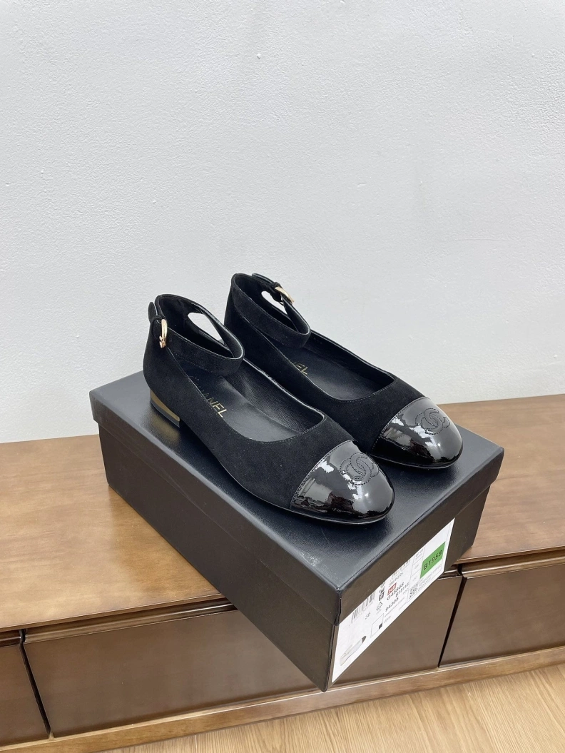 Soft Chxnxl Flat Shoes 121067