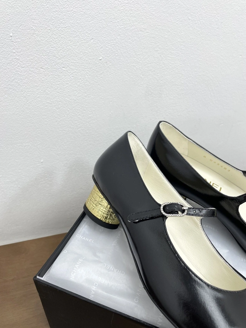 Durable Chxnxl Flat Shoes 121062