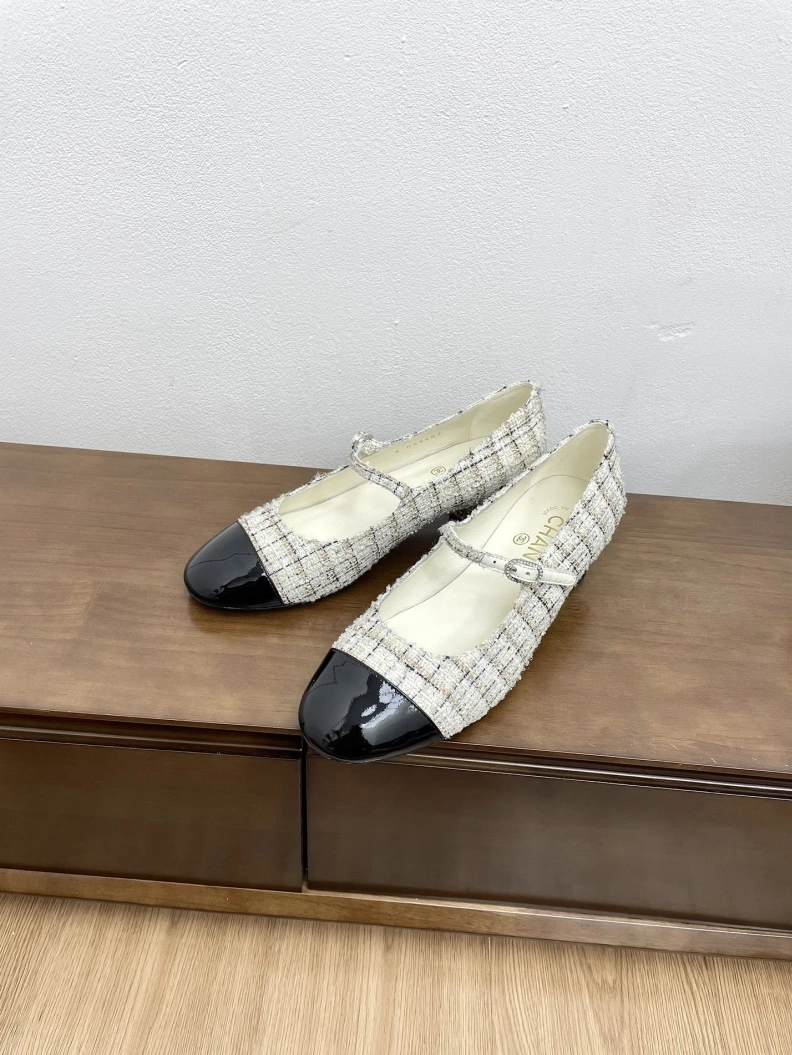 Chxnxl Flat Shoes Bold 121064