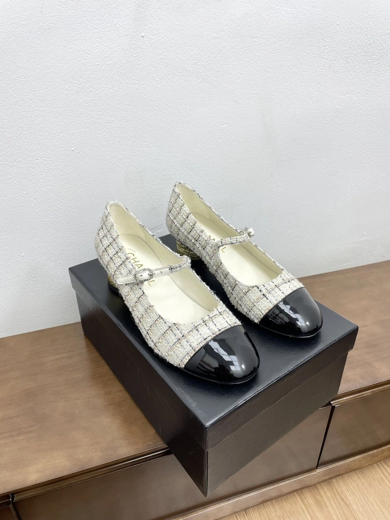 Chxnxl Flat Shoes Bold 121064