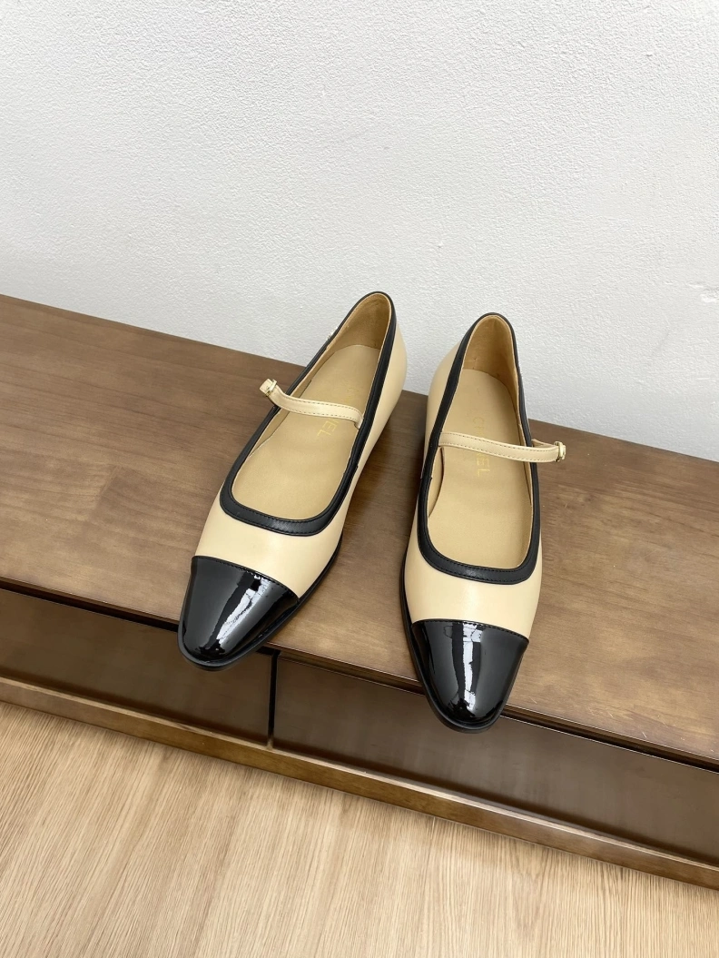 Versatile Chxnxl Flat Shoes 121054