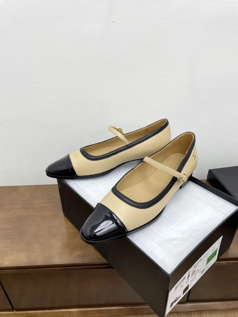 Versatile Chxnxl Flat Shoes 121054