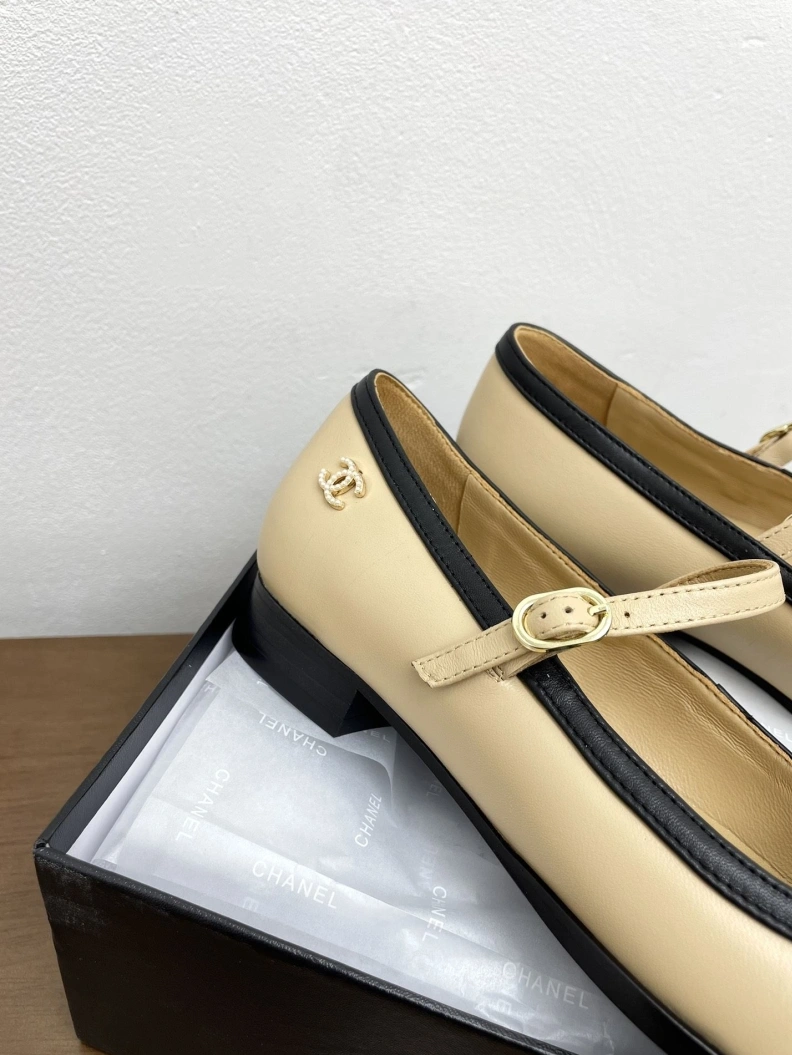Versatile Chxnxl Flat Shoes 121054