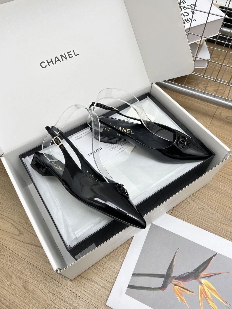 Chxnxl Sandals Bright 120650
