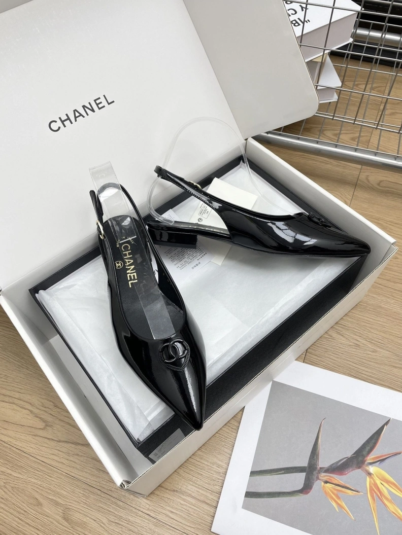 Chxnxl Sandals Bright 120650