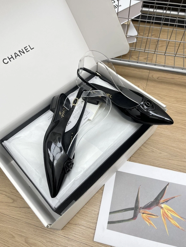 Chxnxl Sandals Bright 120650