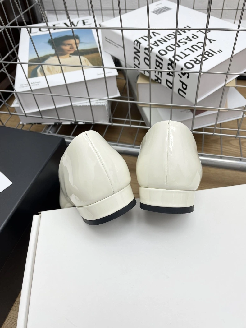 GoAnywhere Chxnxl Flat Shoes 121051