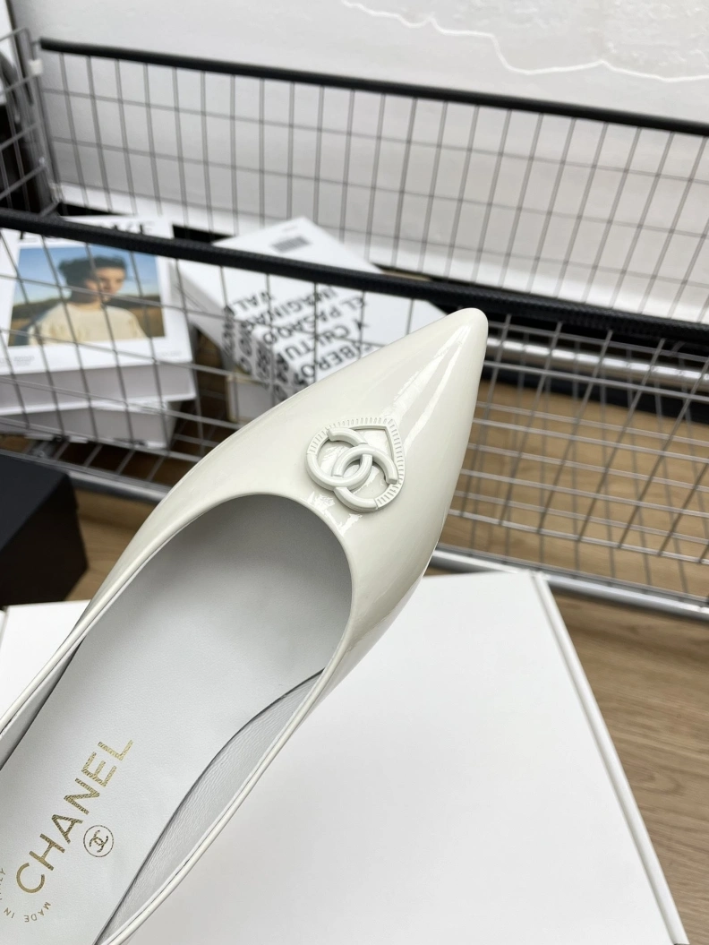 GoAnywhere Chxnxl Flat Shoes 121051