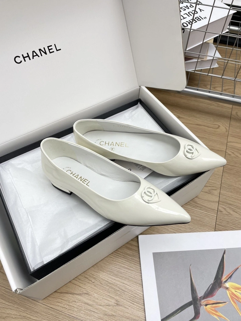 GoAnywhere Chxnxl Flat Shoes 121051