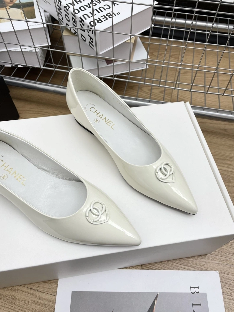 GoAnywhere Chxnxl Flat Shoes 121051