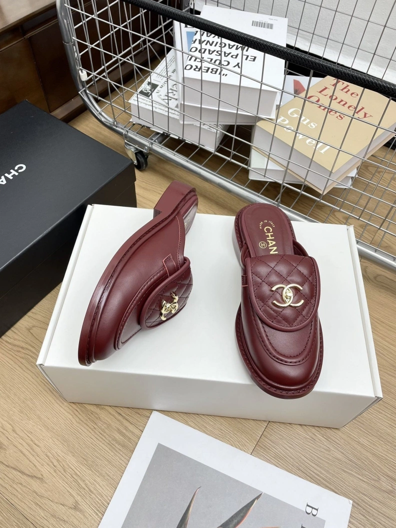 Chxnxl Slippers Bold 120201