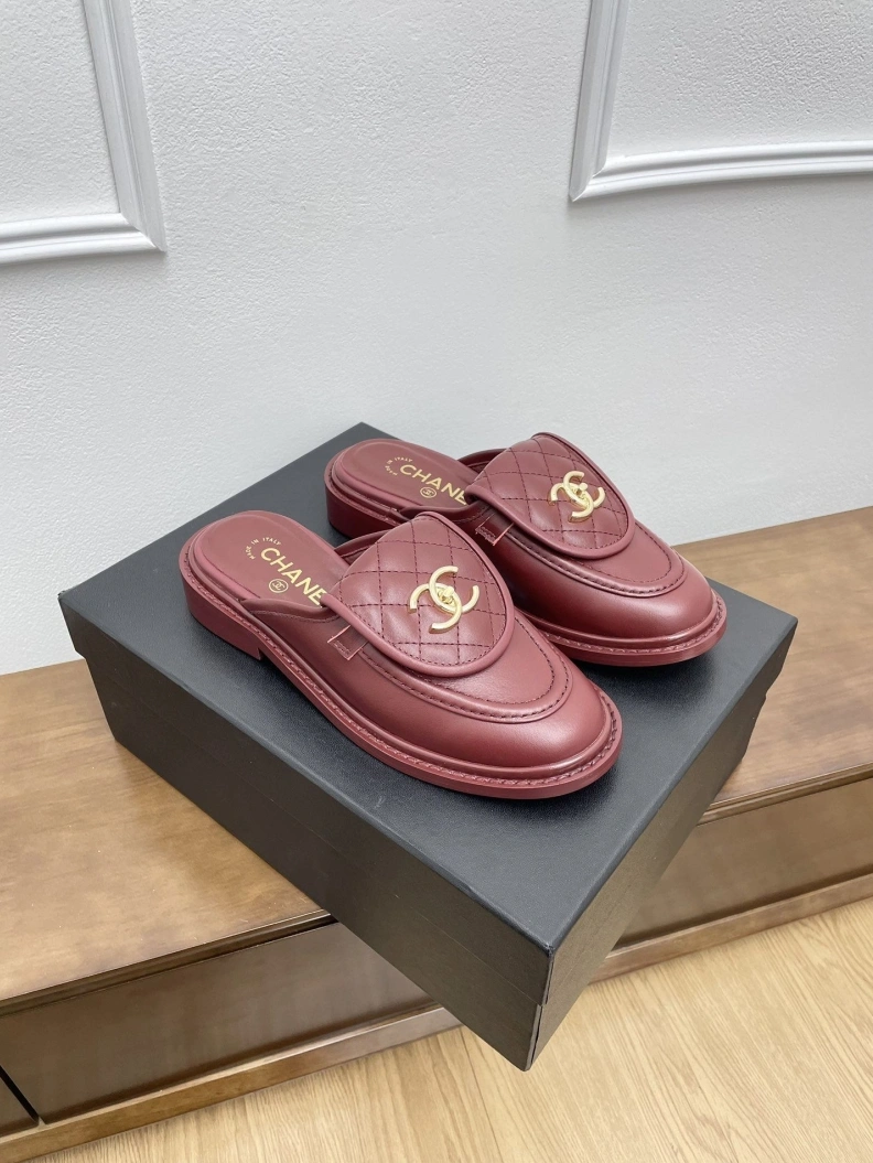 Chxnxl Slippers Bold 120201