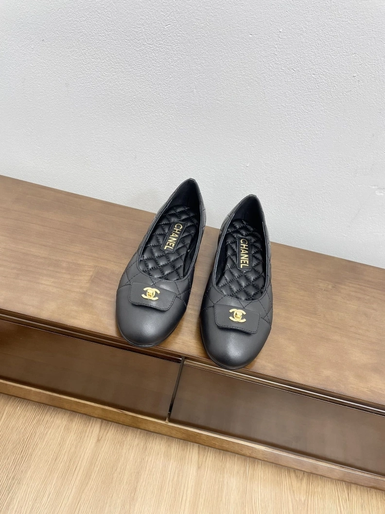 Versatile Chxnxl Flat Shoes 121040