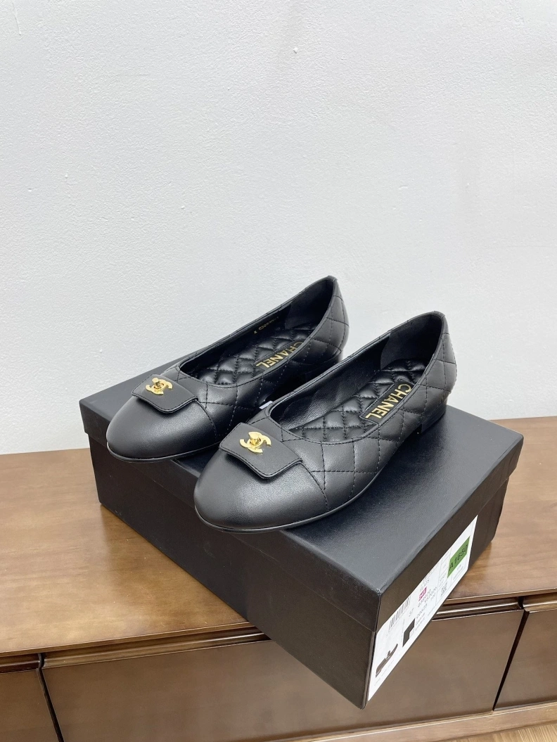 Versatile Chxnxl Flat Shoes 121040