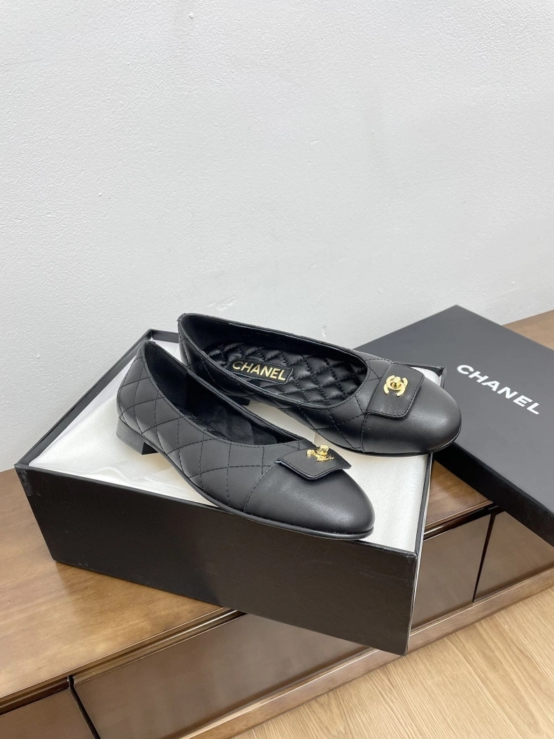 Versatile Chxnxl Flat Shoes 121040