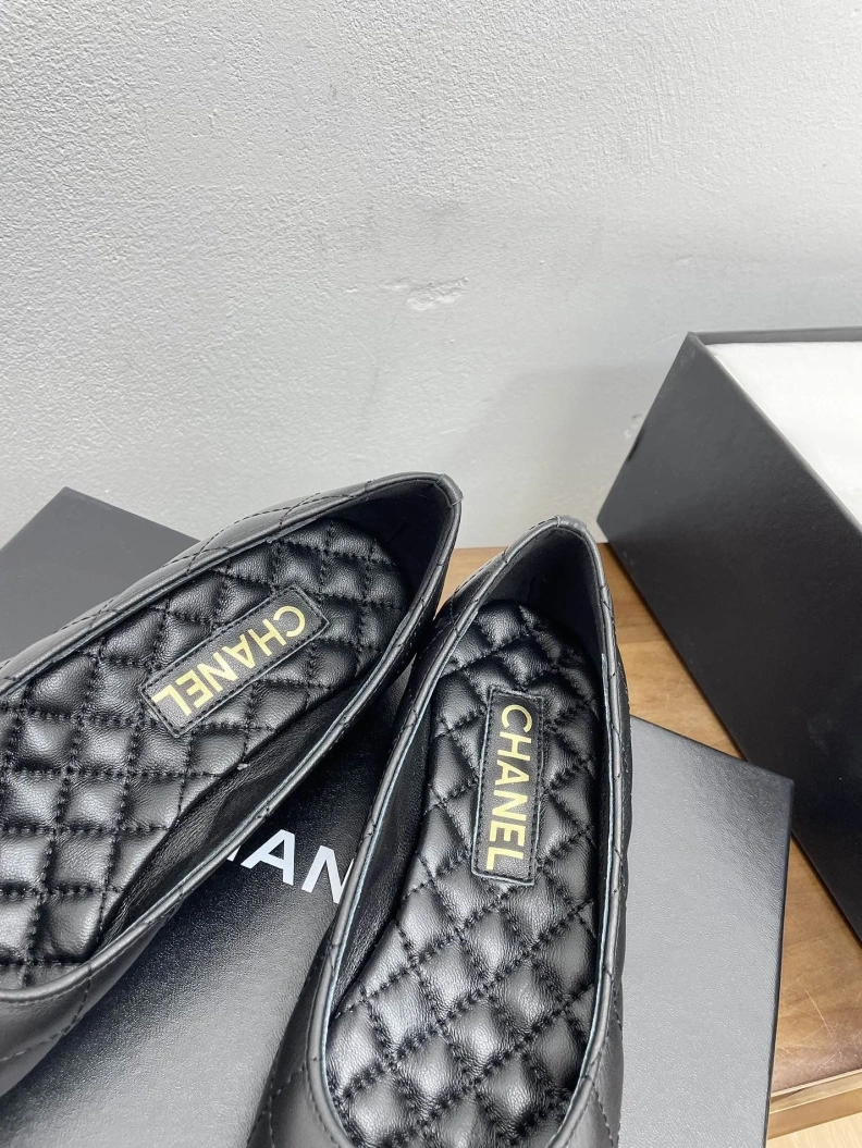 Versatile Chxnxl Flat Shoes 121040
