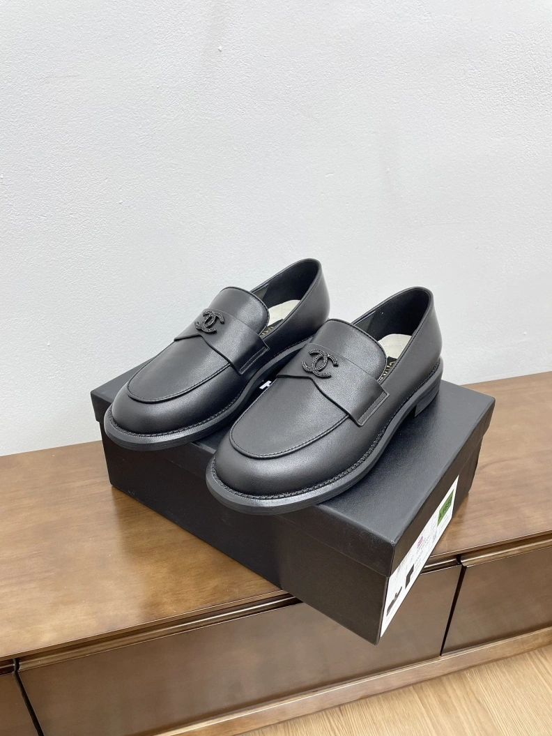 Affordable Chxnxl Leather Shoes 120767
