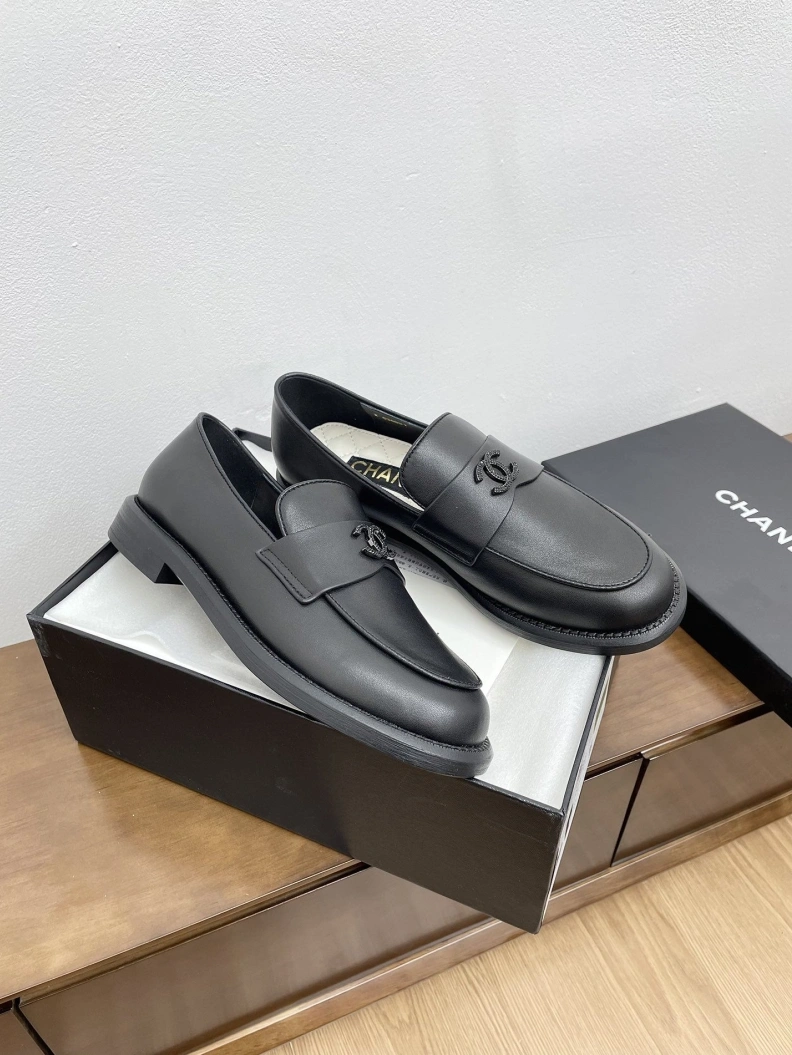 Affordable Chxnxl Leather Shoes 120767