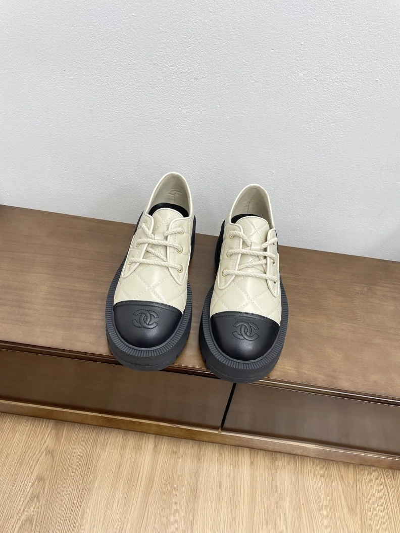 WellDesigned Chxnxl Casual Shoes 121623