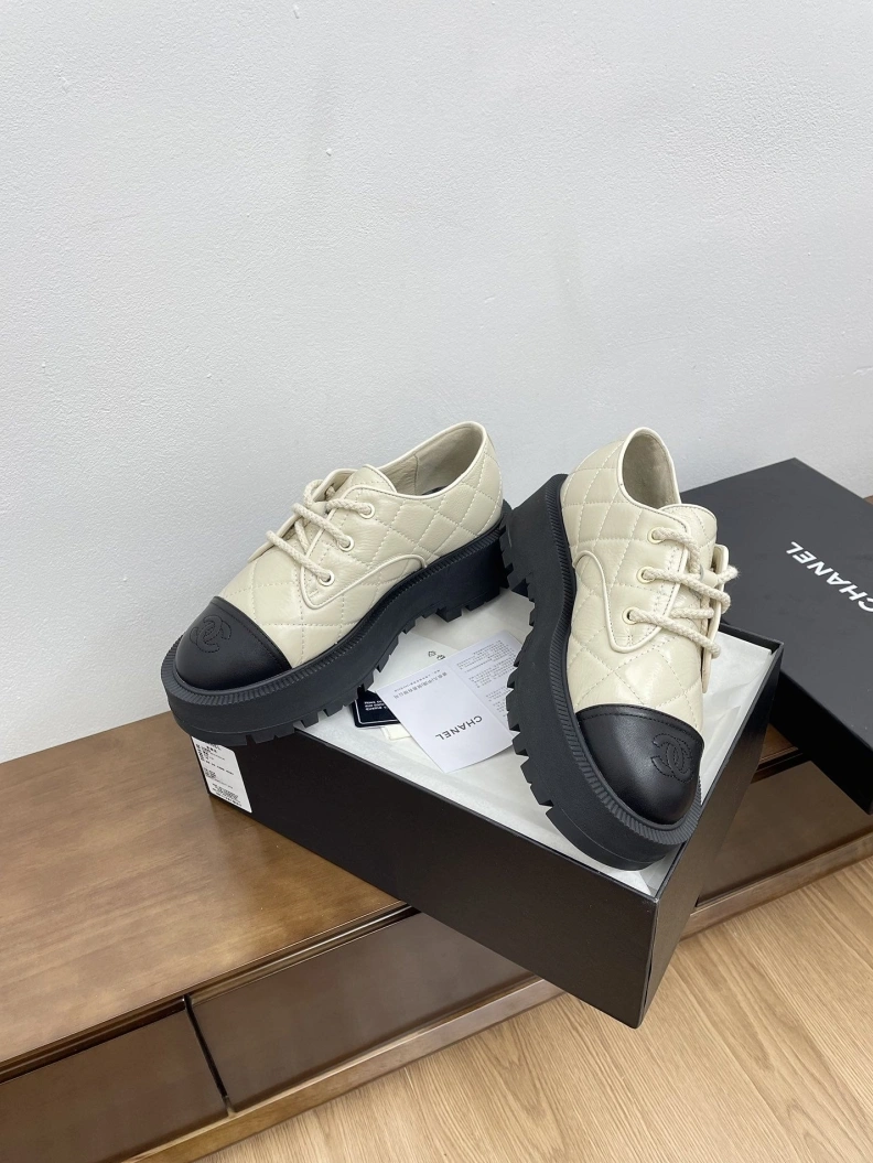 WellDesigned Chxnxl Casual Shoes 121623