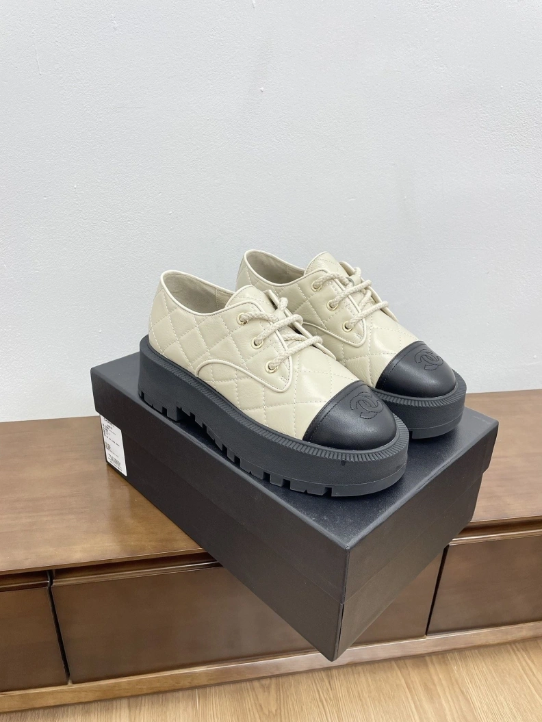 WellDesigned Chxnxl Casual Shoes 121623